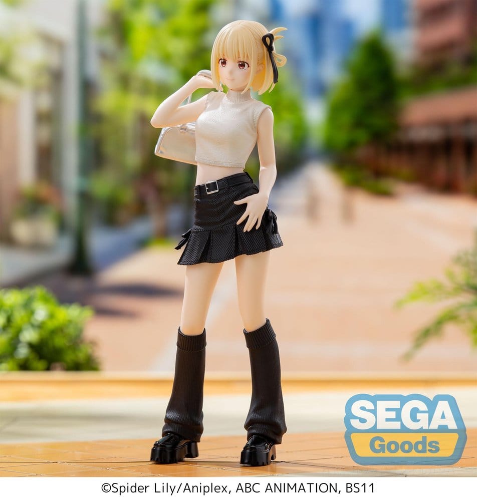 032027 - Lycoris Recoil - Chisato Nishikigi (Street Snap) - Figurine Taito