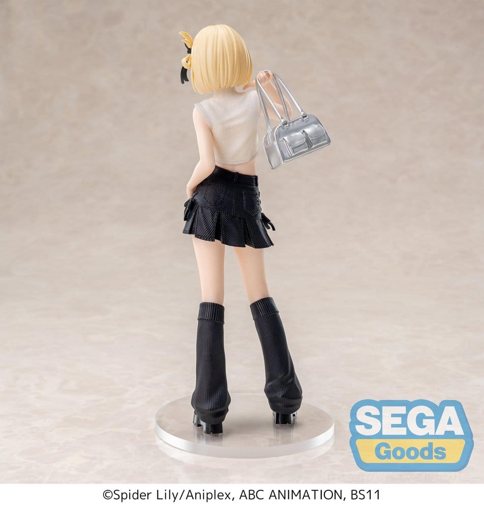 032027 - Lycoris Recoil - Chisato Nishikigi (Street Snap) - Figurine Taito