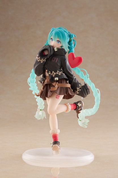 052026 - Hatsune Miku - Fashion Outdoor - Figurine Taito