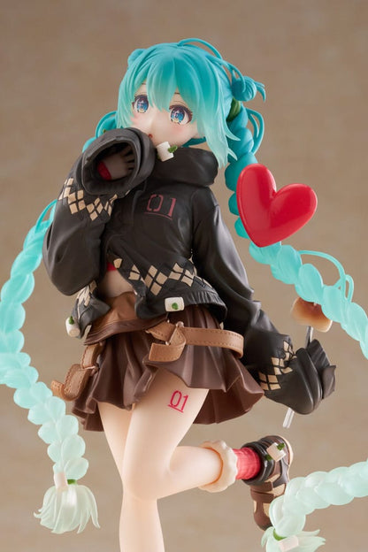 052026 - Hatsune Miku - Fashion Outdoor - Figurine Taito